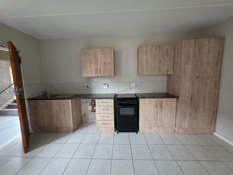 Modern 3-Bedroom Apartment For Sale — Style Meets Convenience - Photo 4