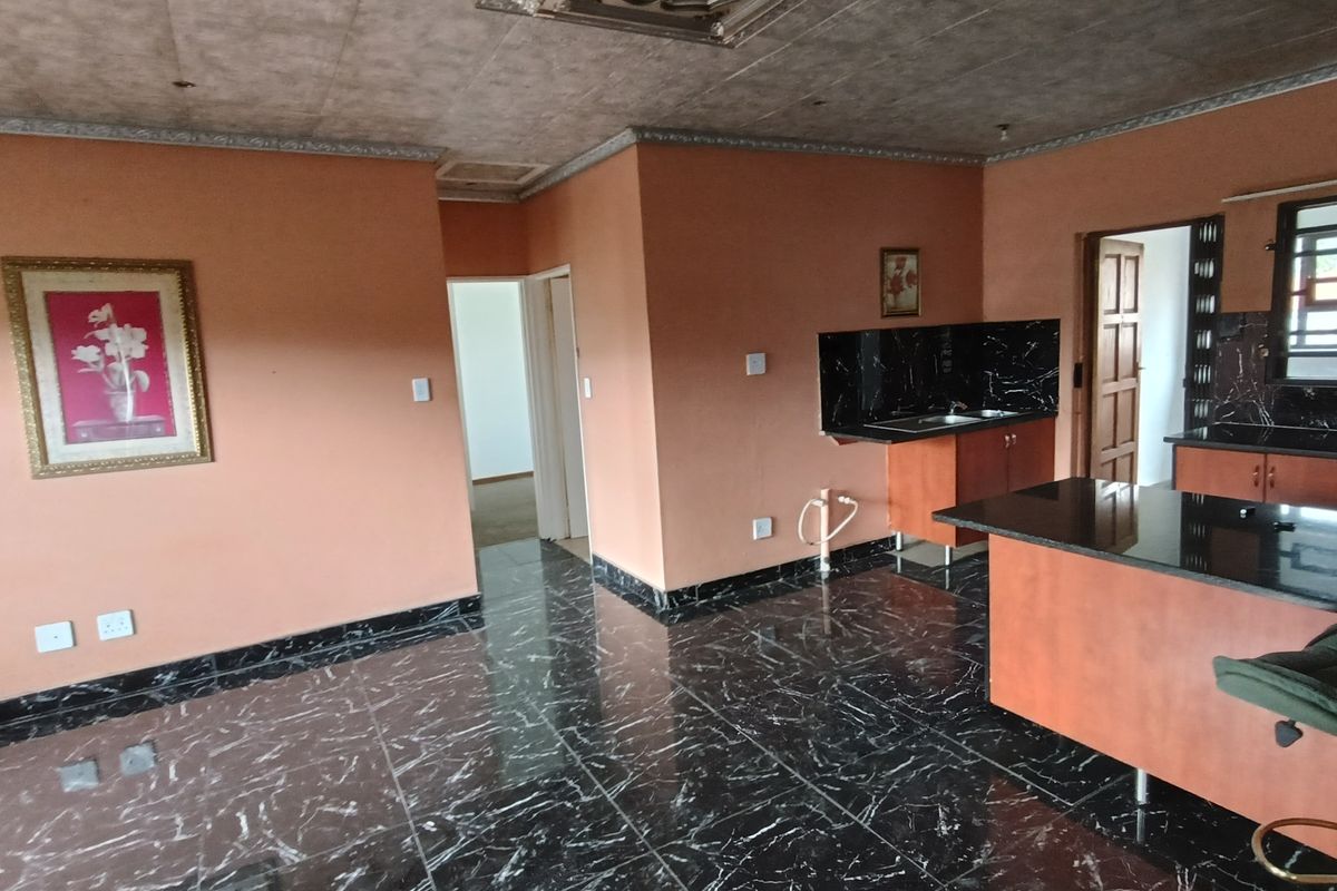 4 Bedroom for sale in secure estate. - Photo 5