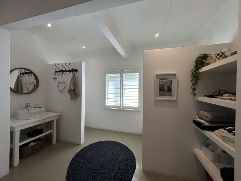 Coastal Charm Meets Modern Living – Steps from the Beach - Photo 10