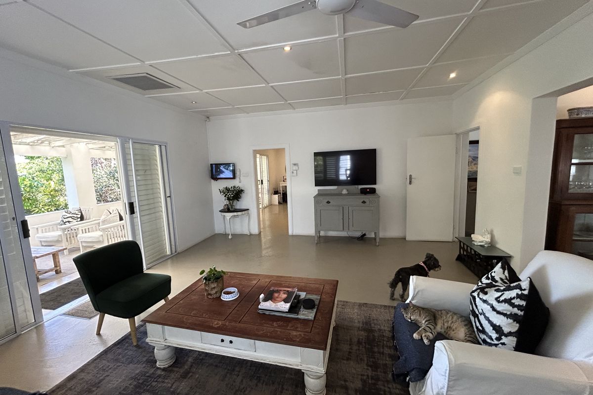 Coastal Charm Meets Modern Living – Steps from the Beach - Photo 5