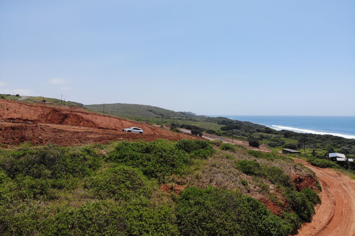 Front-Row Coastal Stand with Uninterrupted Ocean Views in Seaton Estate - Photo 4