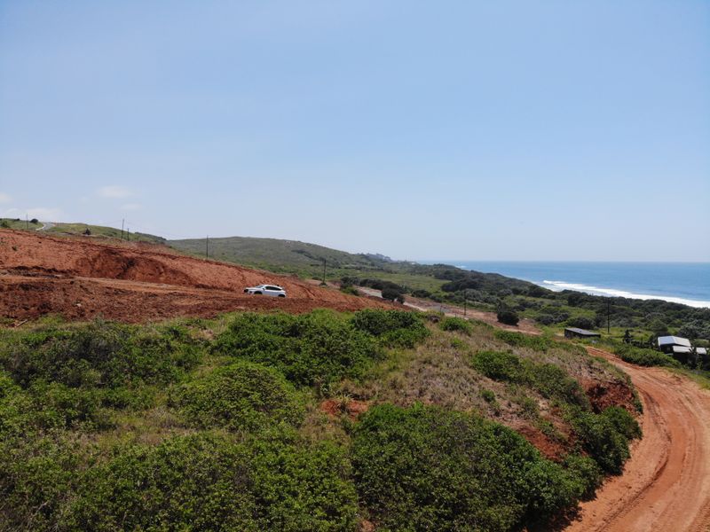 Front-Row Coastal Stand with Uninterrupted Ocean Views in Seaton Estate - Photo 4