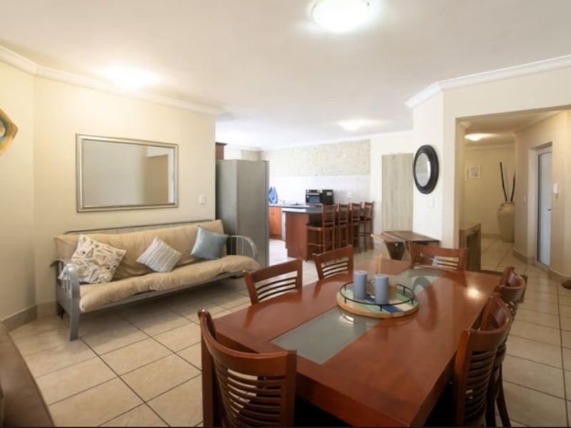 3 Bedroom Main Beach Apartment for Sale - Photo 9