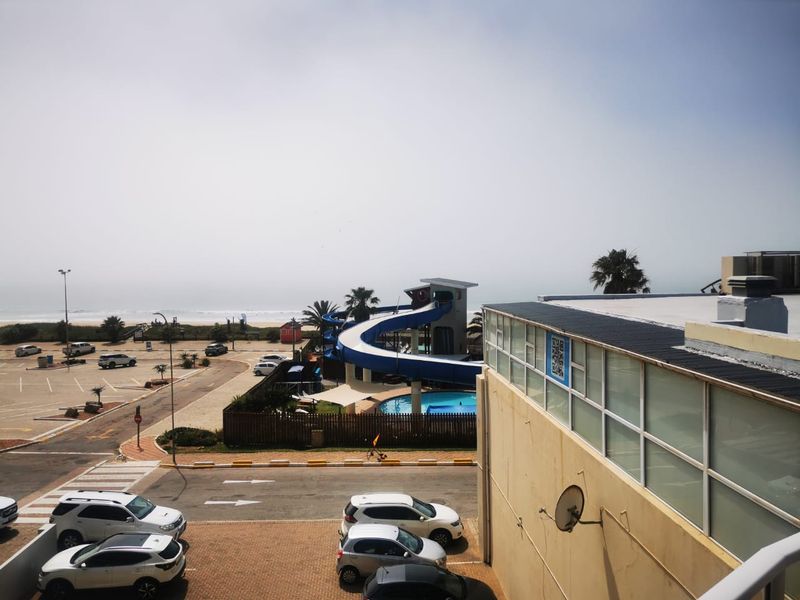 3 Bedroom Main Beach Apartment for Sale - Photo 2