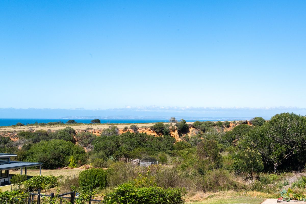 Prime Level Stand for Sale in Outeniqua Strand with Duet possibilities - Photo 3