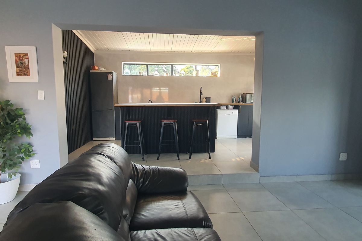 House For Sale In Heidelberg - Photo 3