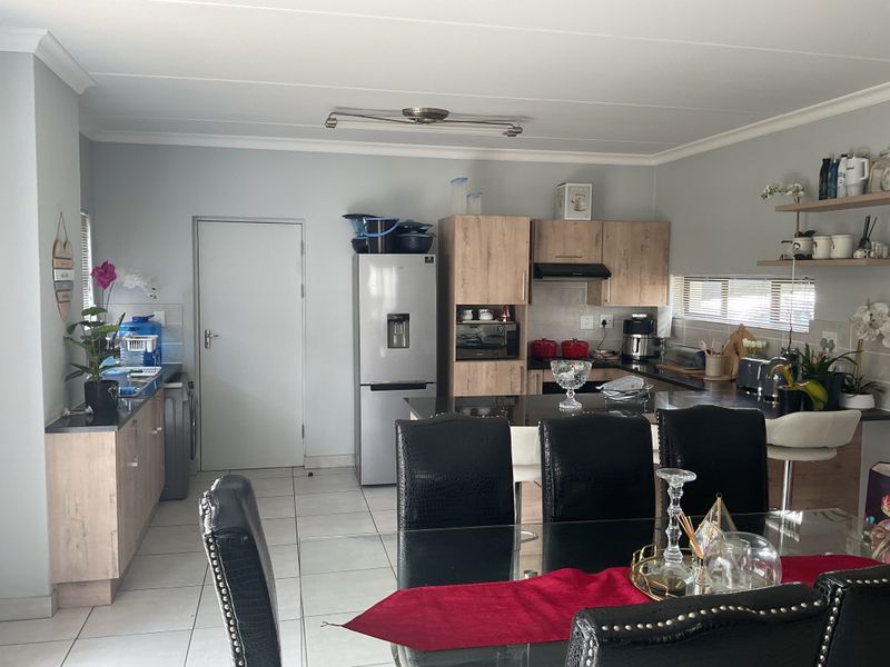 Duplex For Sale In Centurion - Photo 6