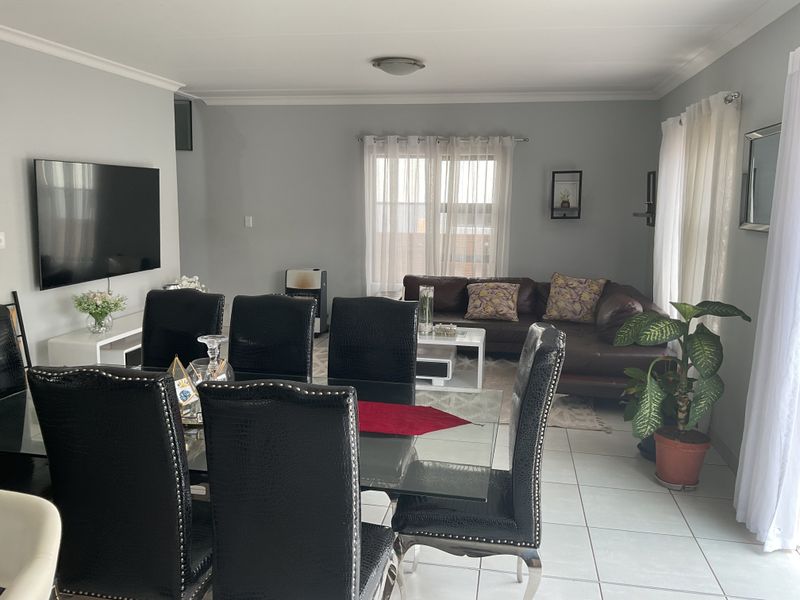 Duplex For Sale In Centurion - Photo 7