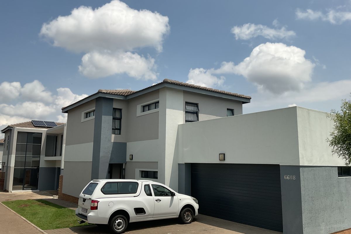 Duplex For Sale In Centurion - Photo 2