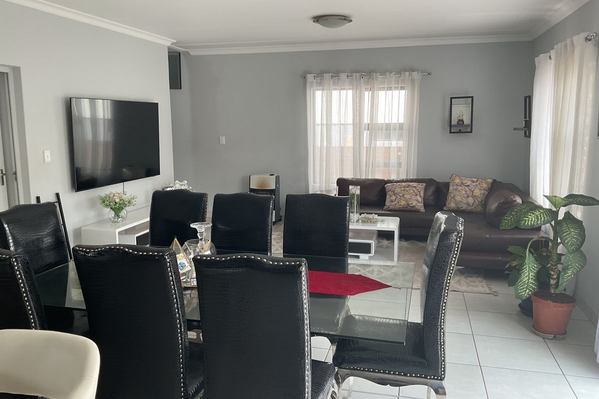 Duplex For Sale In Centurion - Photo 5