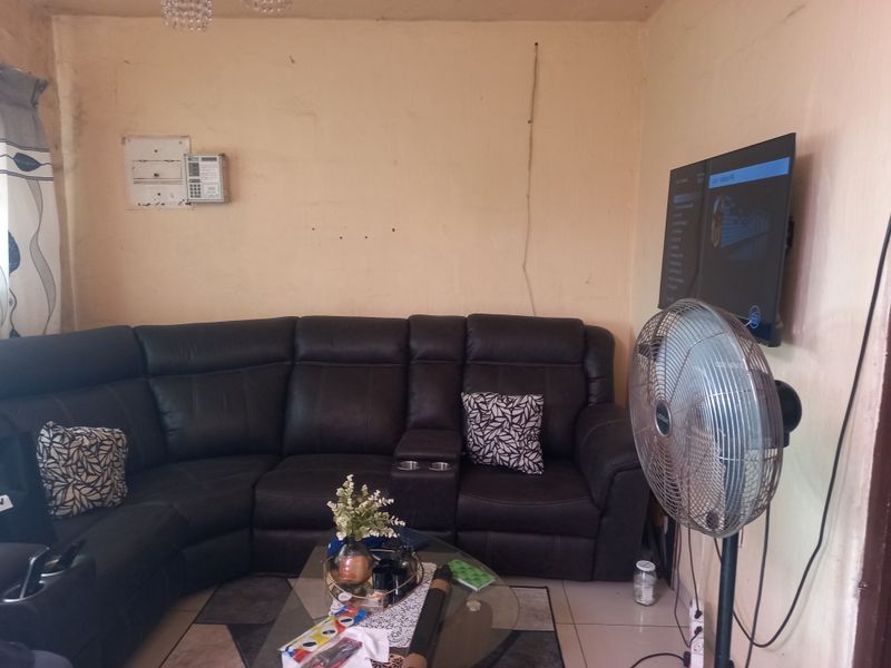 House For Sale In Esikhawini - Photo 9