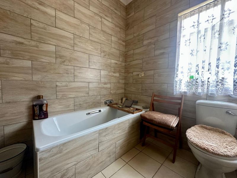 Beautiful 2 bedroom in Sunair Park,Brakpan - Photo 2