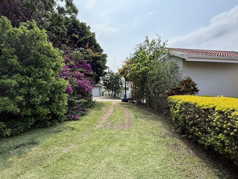 Level Stand for Sale in Manor Estate - Photo 10