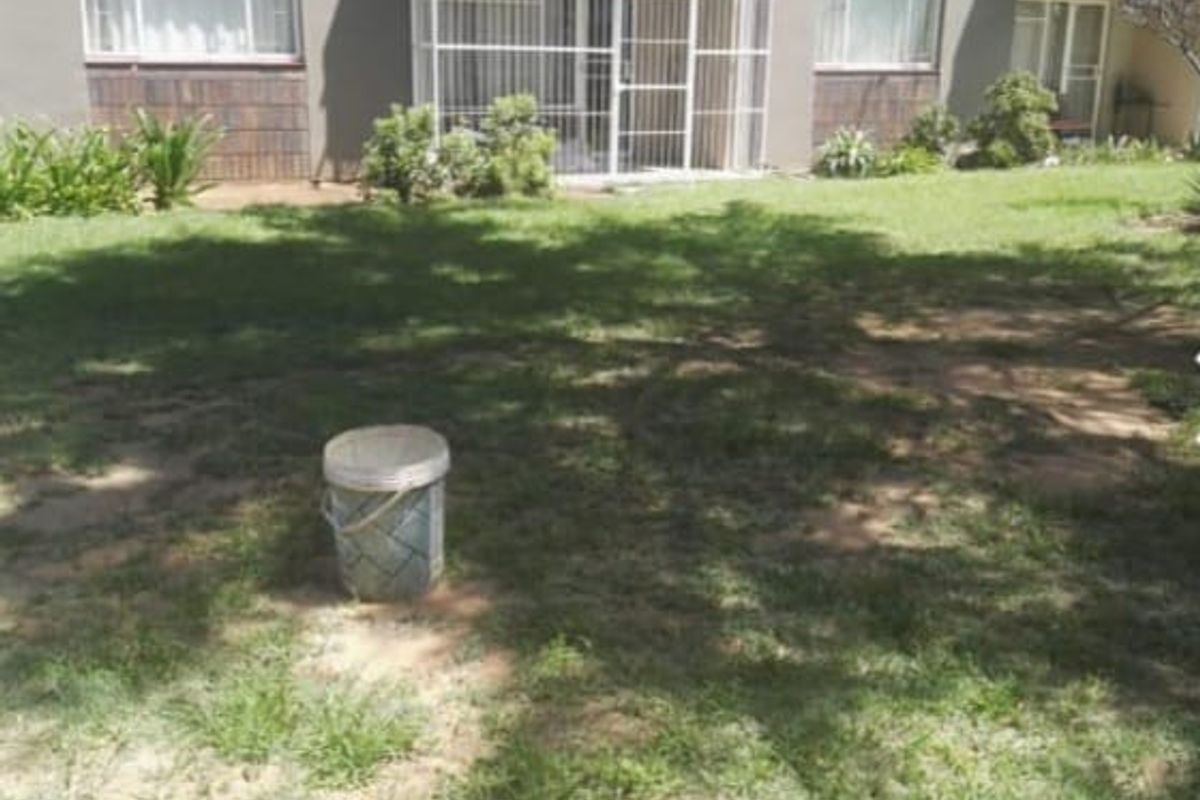 2 Bedroom, ground floor unit for sale in Sasolburg, close to the Sasol factory and shopping center - Photo 4