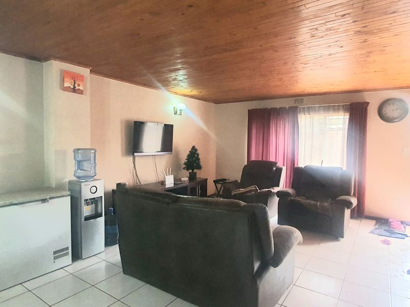Duplex For Sale In Heidelberg - Photo 4