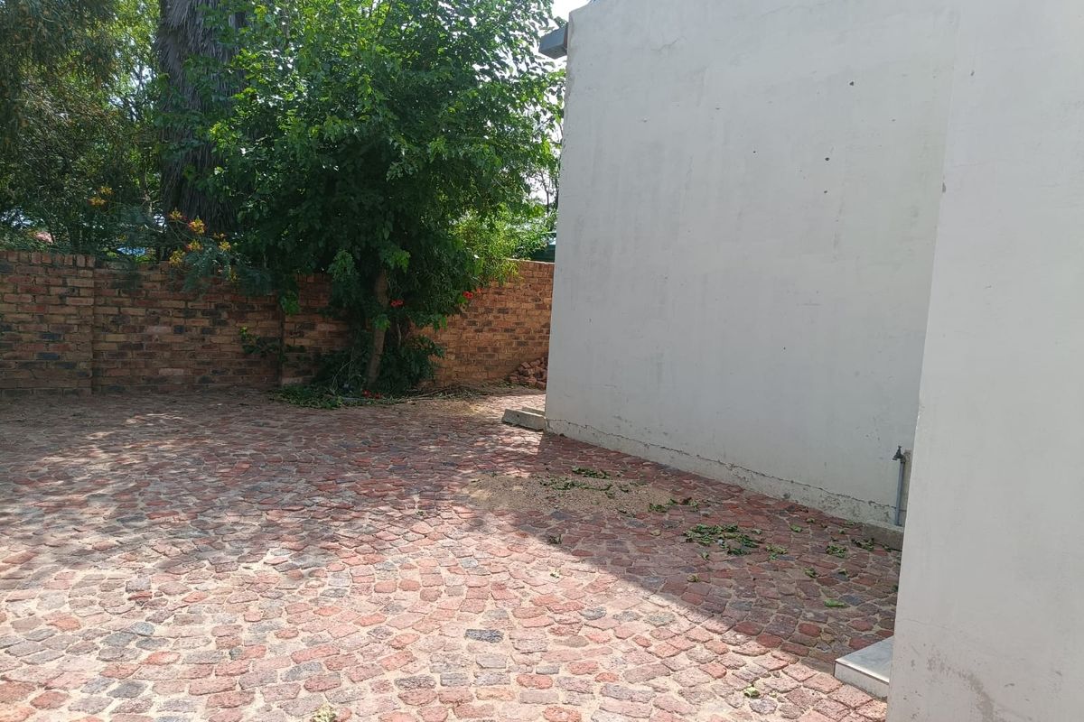 Designer’s Dream – Move-In Ready with Room to Create - Photo 3