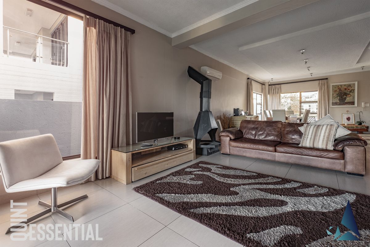 Hochland Park - 3,550,000 - Photo 3