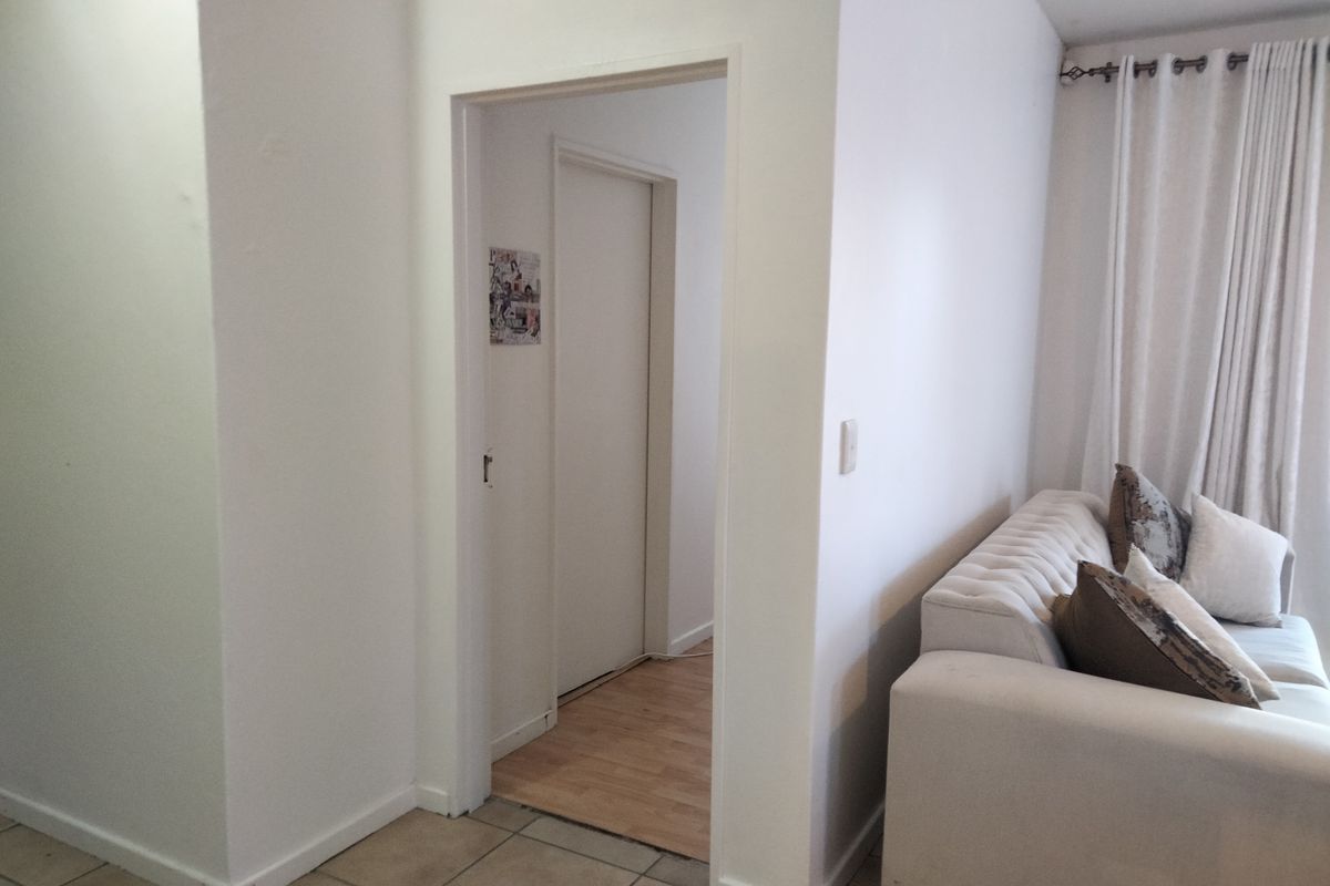 A Perfectly situated 3bedroom, 2bathroom Ground Floor Apartment - Photo 5