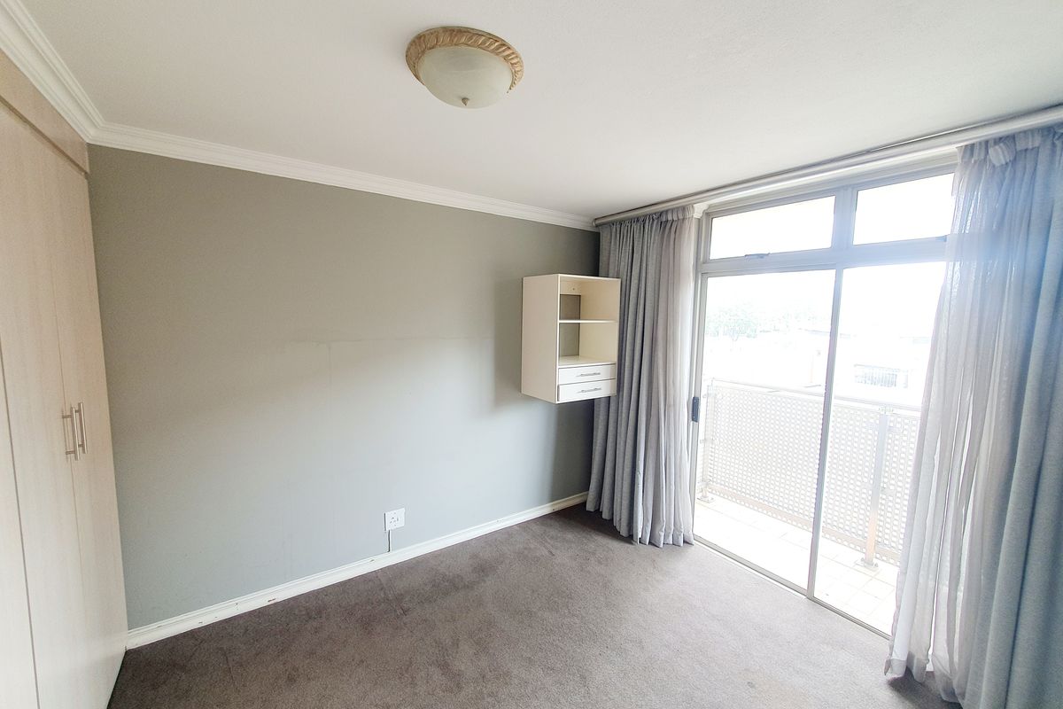 Beautiful Furnished Student Apartment for Rent in Hatfield - Photo 3