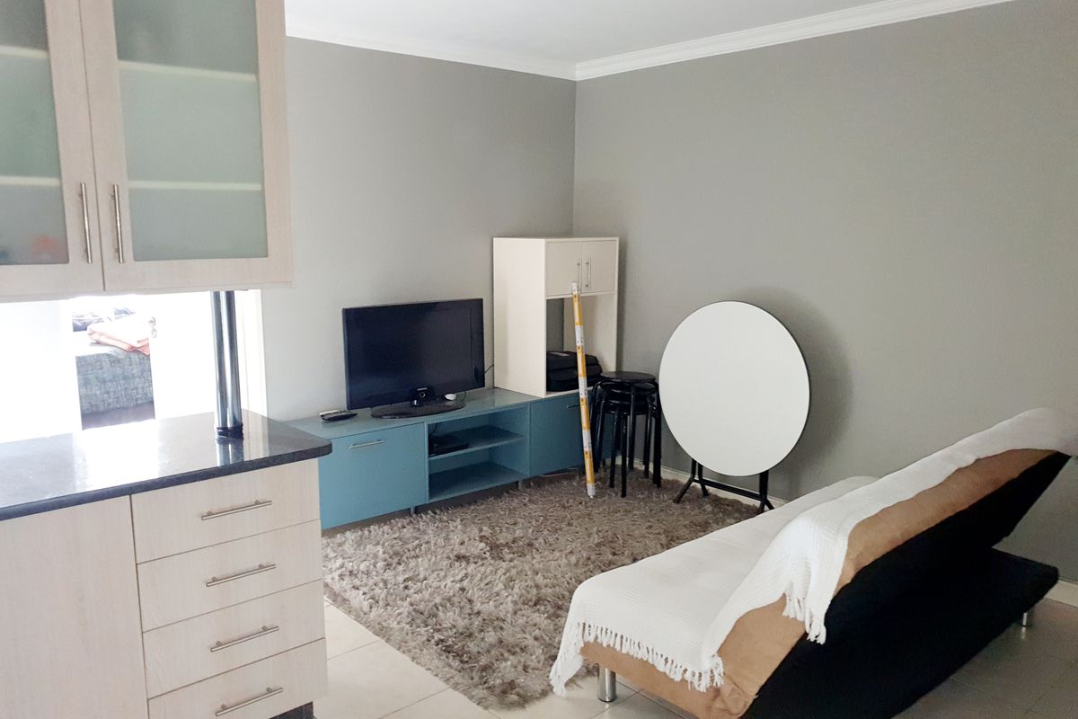 Beautiful Furnished Student Apartment for Rent in Hatfield - Photo 5