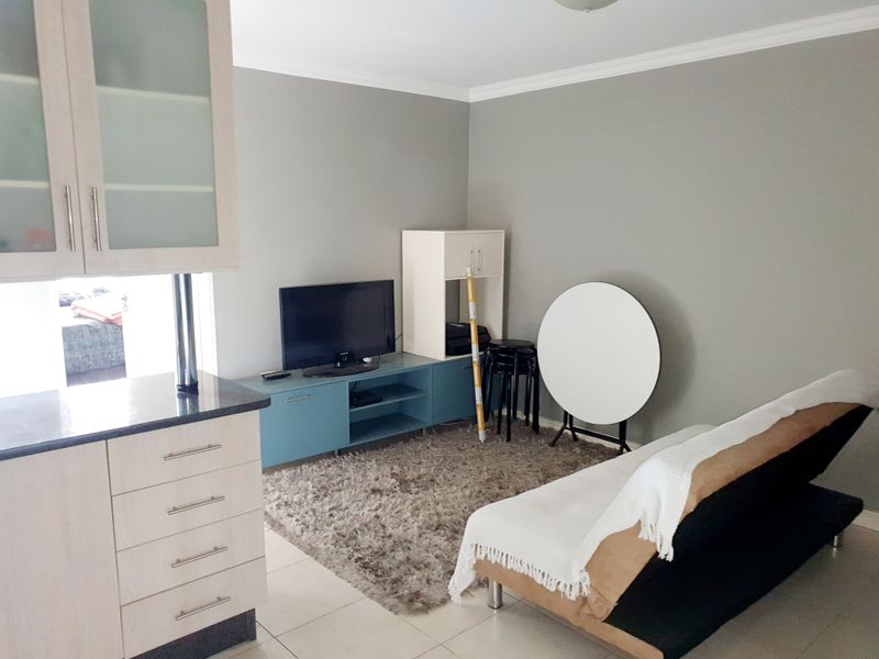 Beautiful Furnished Student Apartment for Rent in Hatfield - Photo 5