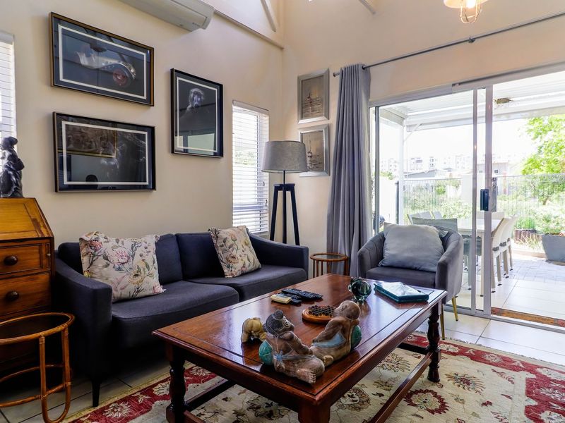 2 Bedroom Townhouse in Upmarket Retirement Village - Photo 8