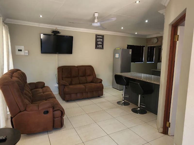 3-Bedroom Family Home with granny flat  for Sale - Photo 6