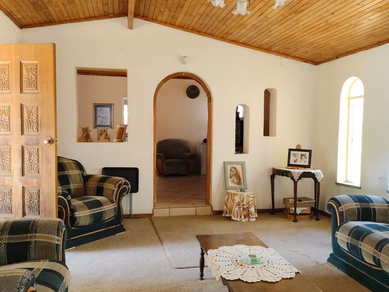 Family home at an absolutely fantastic price!! - Photo 4