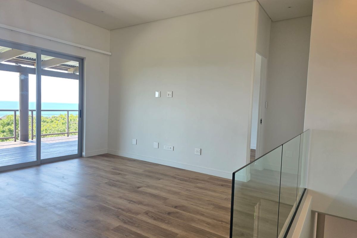 Luxurious Penthouse Living With Panoramic Sea Views – Simbithi Eco Estate - Photo 5