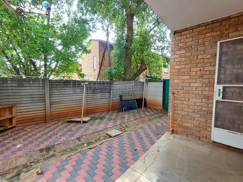 Well-Priced Ground Floor Unit with Lock-Up Garage - Photo 9