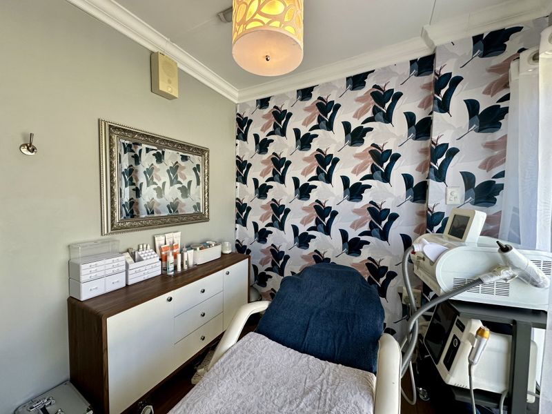 Prime Investment Opportunity – High Rental Yield & Exceptional Growth Potential - Photo 9