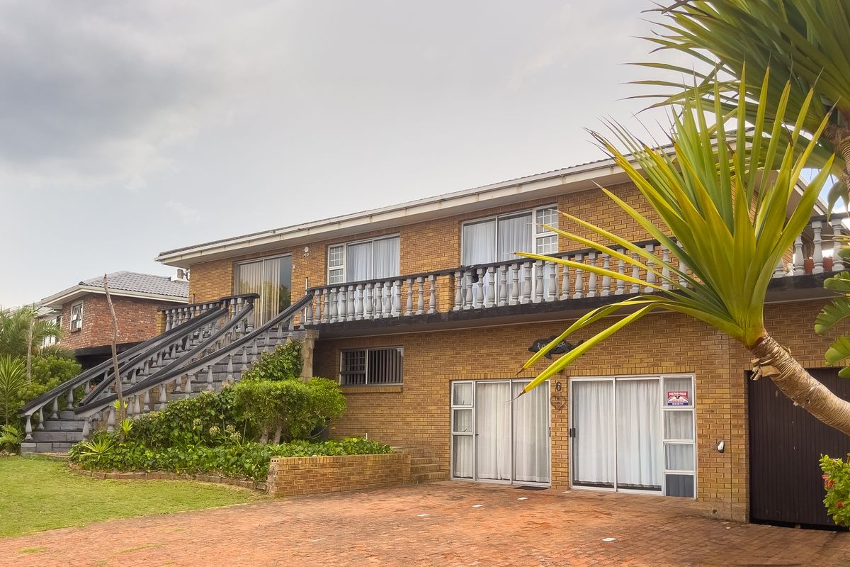 Close to the Beach | Sea Views | Multiple Living Options - Photo 3