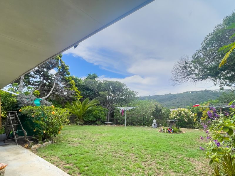 Close to the Beach | Sea Views | Multiple Living Options - Photo 6