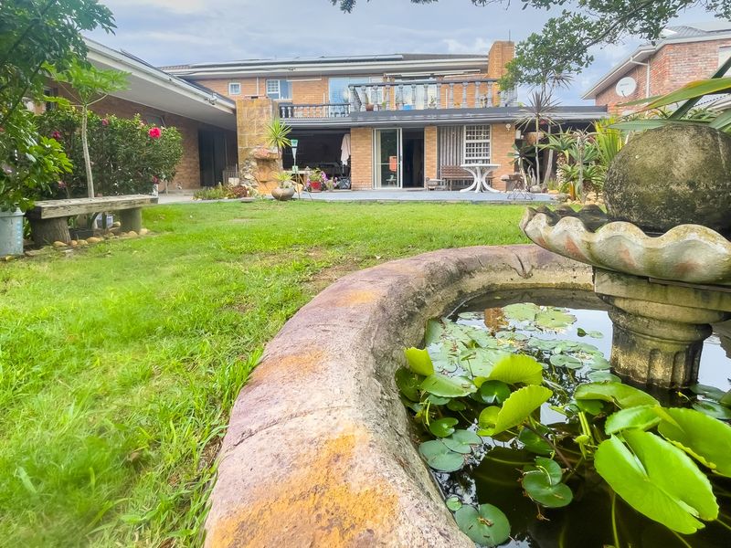 Close to the Beach | Sea Views | Multiple Living Options - Photo 2