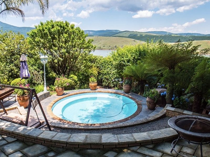 Exclusive Property For Sale With House & 2 Flatlets Overlooking Ebenezer Dam. - Photo 2