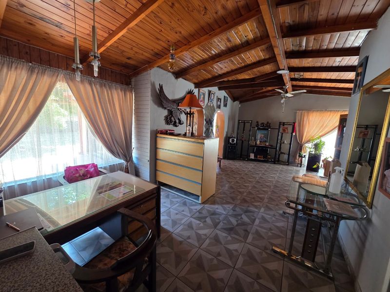 Beautiful House for Sale in Sasolburg – Perfect Business Opportunity! - Photo 9