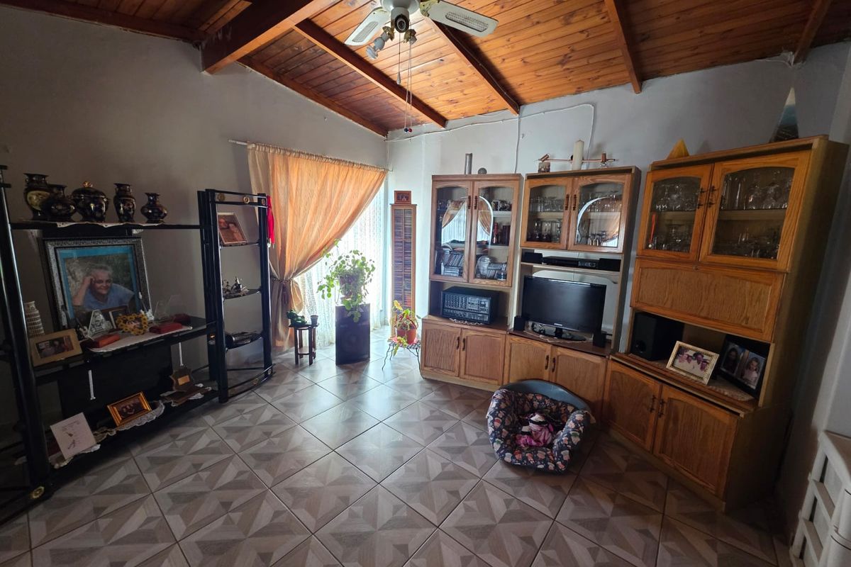 Beautiful House for Sale in Sasolburg – Perfect Business Opportunity! - Photo 4