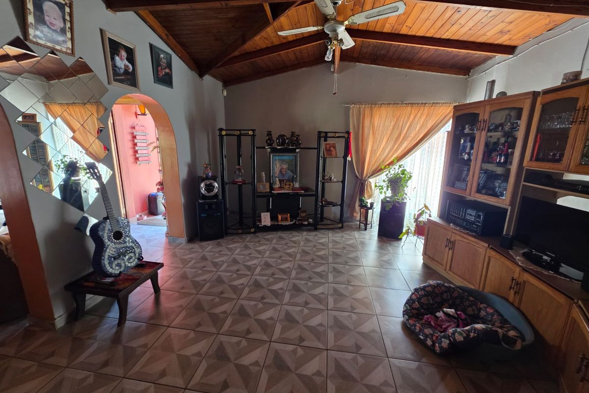 Beautiful House for Sale in Sasolburg – Perfect Business Opportunity! - Photo 5