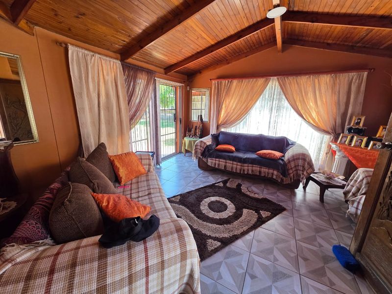 Beautiful House for Sale in Sasolburg – Perfect Business Opportunity! - Photo 3