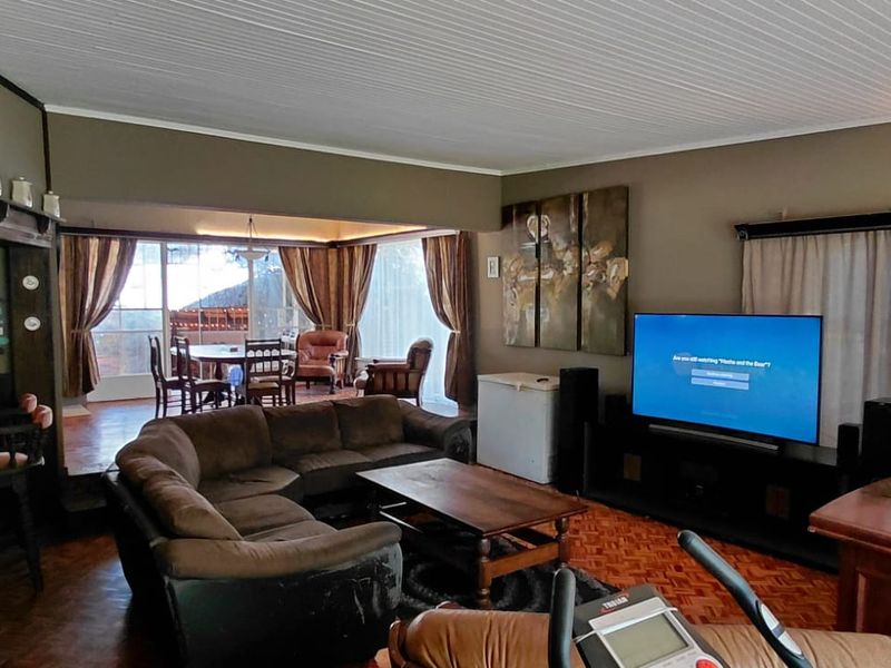 Golden oldie for sale - Photo 5