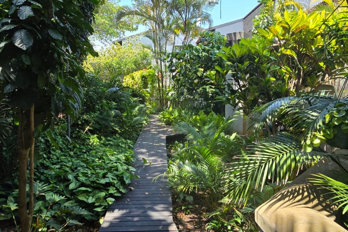 Modern fully furnished Townhouse in Zinkwazi Beach. Renovated, Secure & Ideal for Airbnb - Photo 2