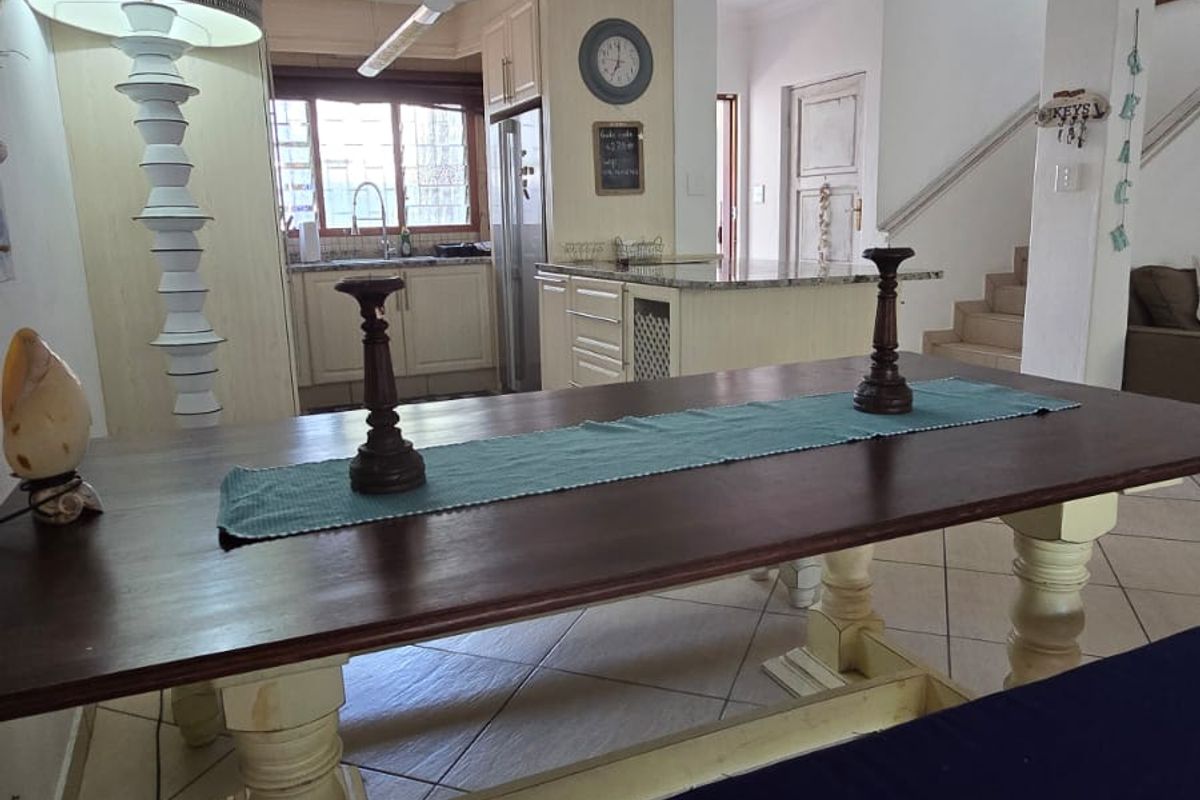 Modern fully furnished Townhouse in Zinkwazi Beach. Renovated, Secure & Ideal for Airbnb - Photo 3