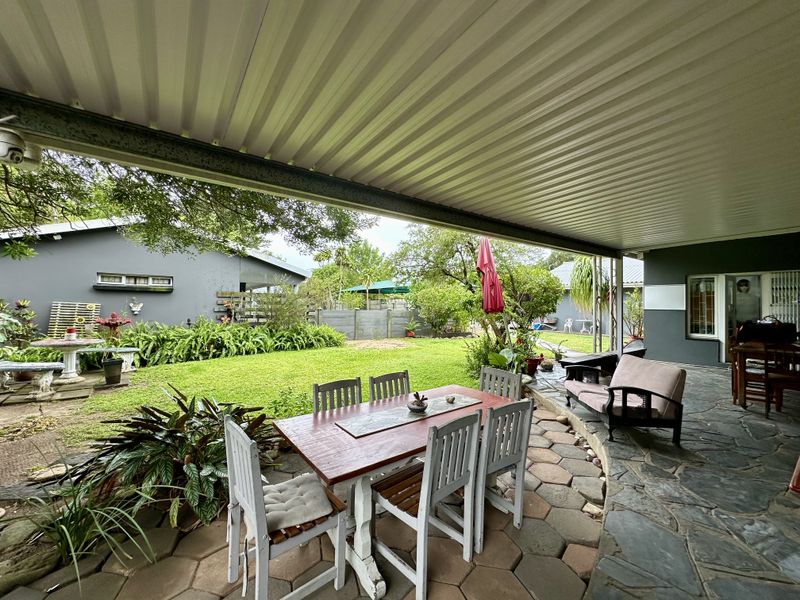 Business Opportunity for Sale in Meer En See, Richards Bay – B&B with Multiple Income Streams - Photo 1