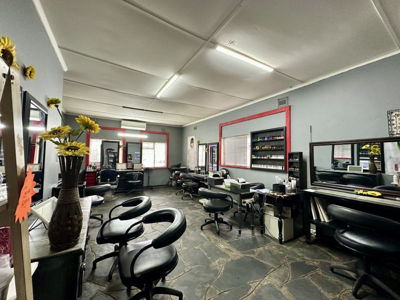 Business Opportunity for Sale in Meer En See, Richards Bay – B&B with Multiple Income Streams - Photo 6