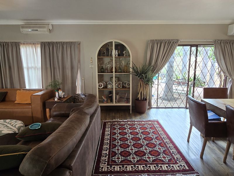 4 Bedroom House for Sale in Welgelegen - Photo 7