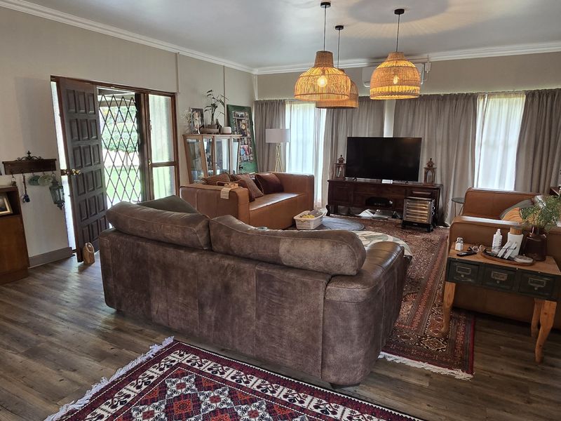 4 Bedroom House for Sale in Welgelegen - Photo 5