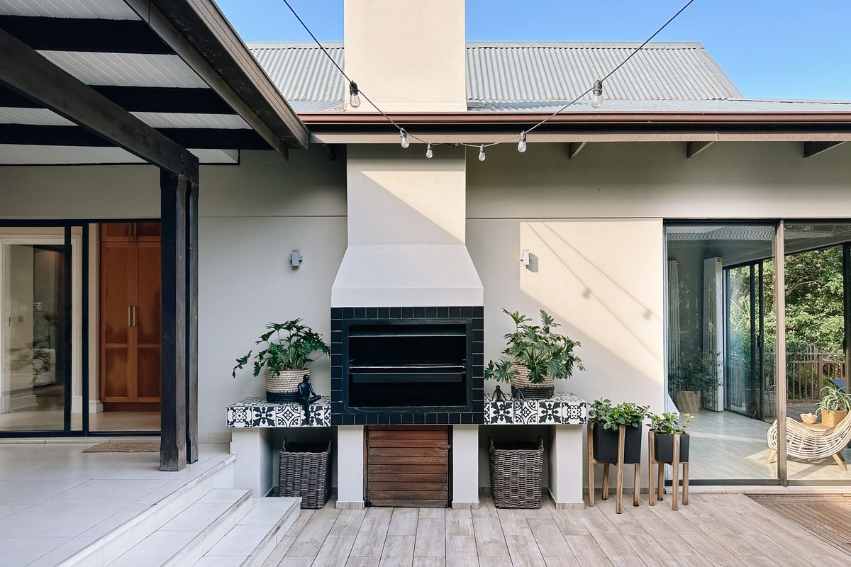 Luxurious 4-Bedroom Home in Simbithi Eco Estate with Pool, Flatlet & Scenic Greenbelt Views - Photo 5