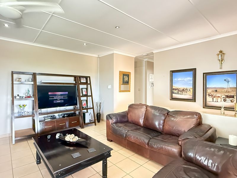 Lovely 4-Bedroom Home in Mint Condition – Seaward Estate - Photo 5