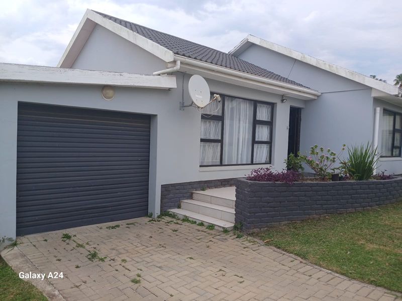 Spacious 3 Bedroom 2 Bathroom House in Haven Hills - Photo 5
