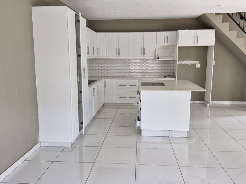 Gated Estate Rental Monthly In Empangeni - Photo 9